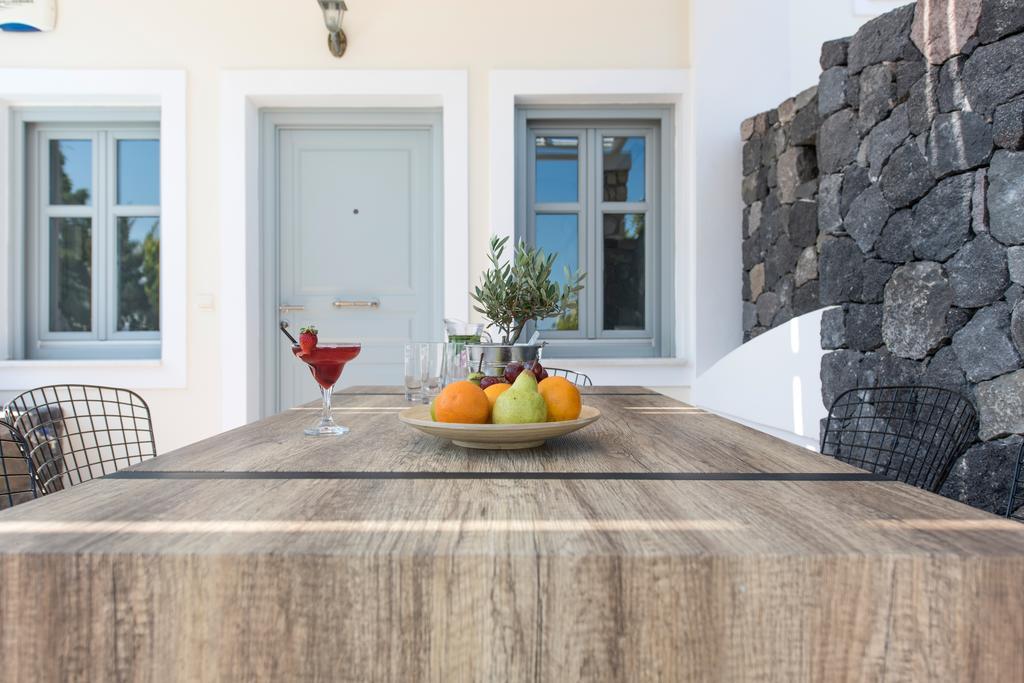 Secret Earth Villas - Santorini Камарі Екстер'єр фото