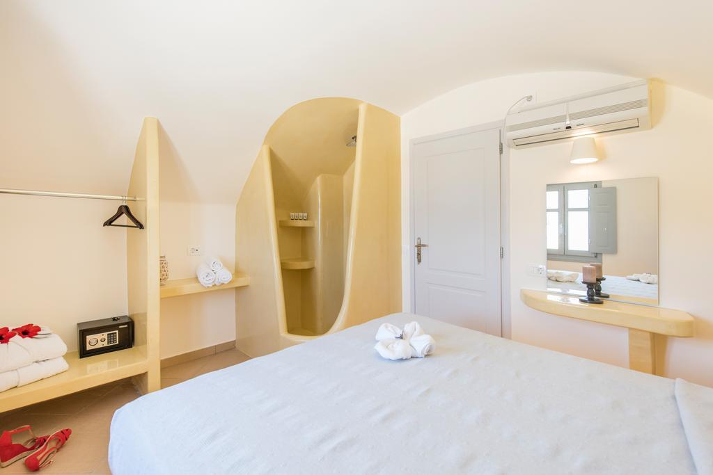 Secret Earth Villas - Santorini Камарі Екстер'єр фото