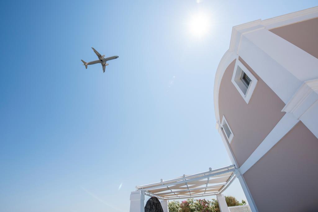 Secret Earth Villas - Santorini Камарі Екстер'єр фото