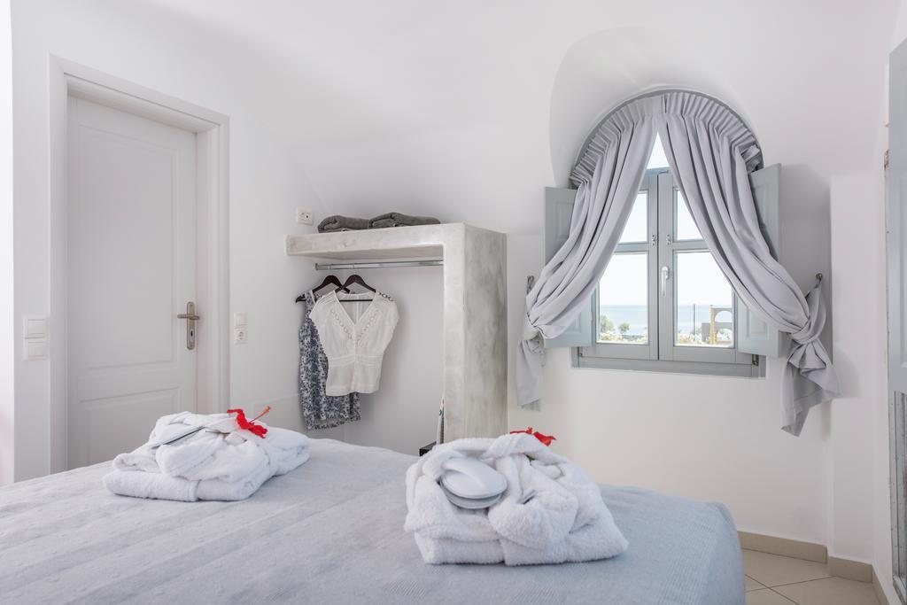 Secret Earth Villas - Santorini Камарі Екстер'єр фото